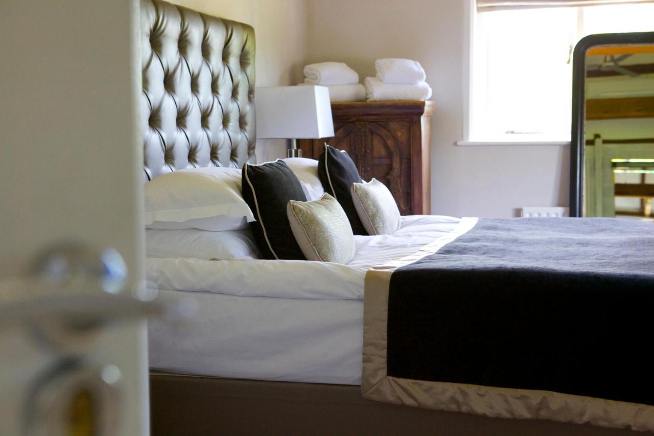 The Inn On The Green Cookham Dean Extérieur photo